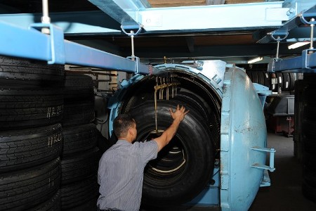 Loading Into Electric Chamber